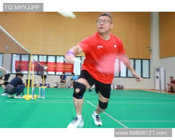 南京羽毛球队在羽毛球配合排行榜中荣登第八名展现实力与团队默契