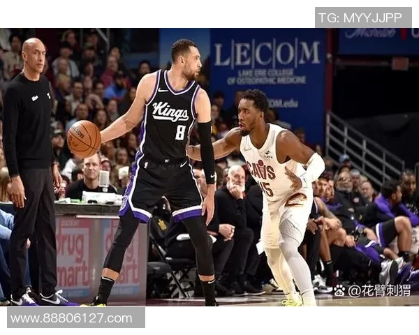 骑士与独行侠第四场对决精彩回顾与赛后分析 骑士与独行侠第四场对决精彩回顾与赛后分析