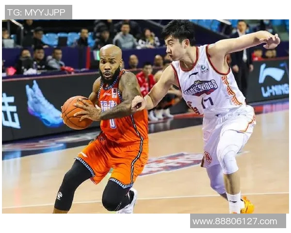 第7轮广东队对阵新疆队精彩对决引发球迷热议与期待