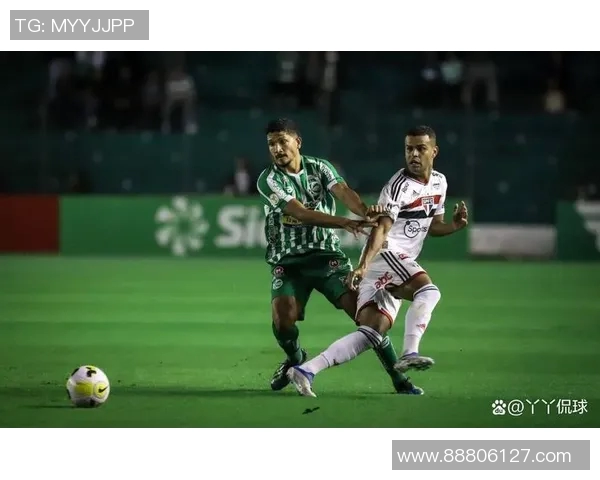 阿瓦伊与巴西的激烈对决揭示了足球的魅力与竞争的本质 阿瓦伊与巴西的激烈对决揭示了足球的魅力与竞争的本质