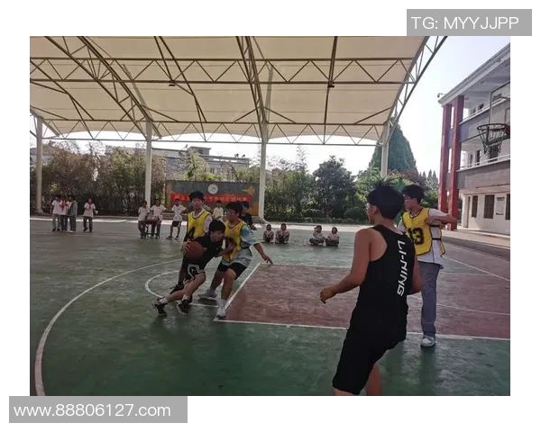 南京篮球队的意识提升与团队协作探讨聚焦篮球运动的未来发展 南京篮球队的意识提升与团队协作探讨聚焦篮球运动的未来发展