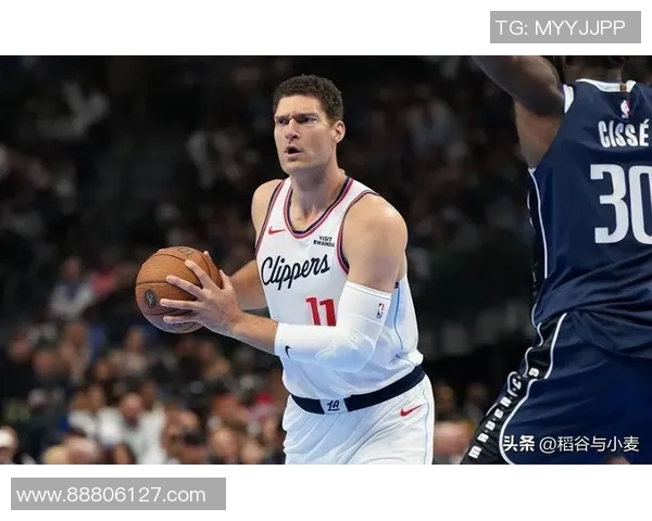 布鲁克洛佩斯:从NBA巨星到篮球智慧的传承者 布鲁克洛佩斯:从NBA巨星到篮球智慧的传承者